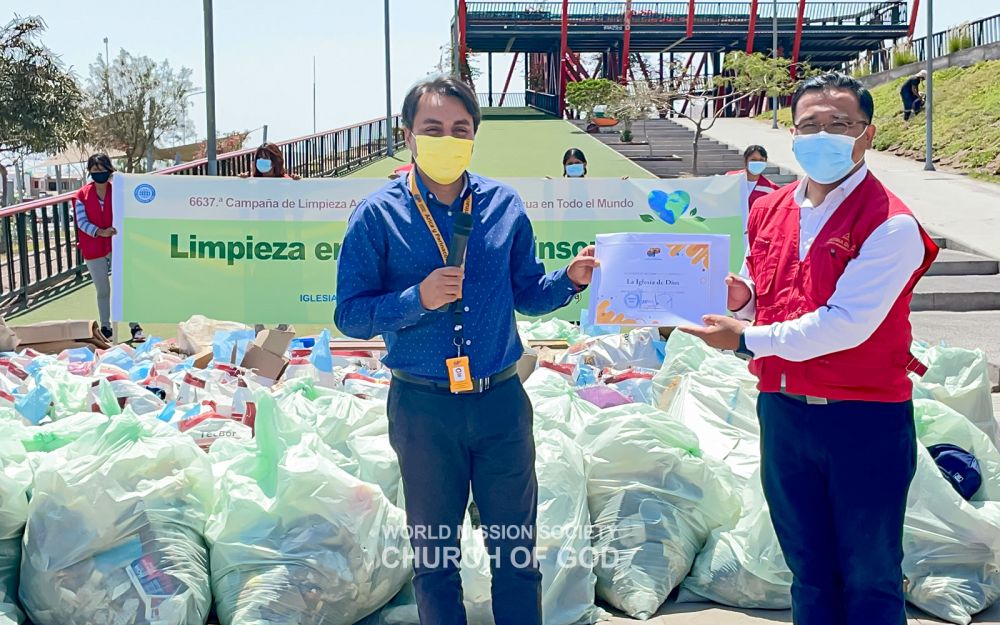 아리카이파리나코타주지사 표창장 수상