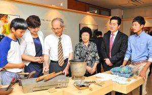 어머니전-부산 수영 하나님의 교회.jpg