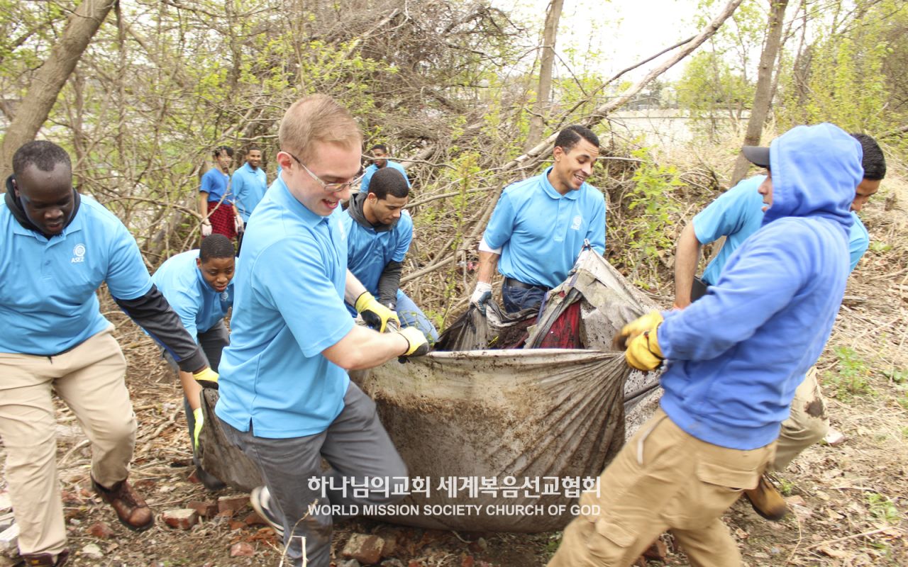 Cleanup at Allard Drive, Manchester, NH, U.S.