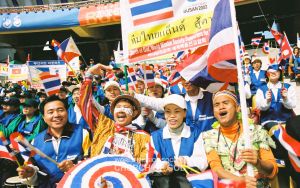 2002 제8회 아태장애인경기대회 서포터즈 태국.jpg