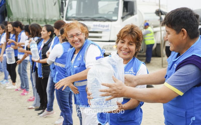 File:페루 포셋 하나님의 교회-엘니뇨 홍수피해민 지원.jpg