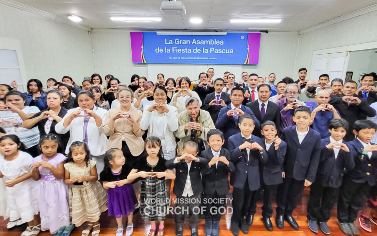 Members of the Church of God in San José, Costa Rica