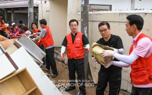 수해복구-온천천과 장안읍 일대-부산해운대 하나님의교회.jpg