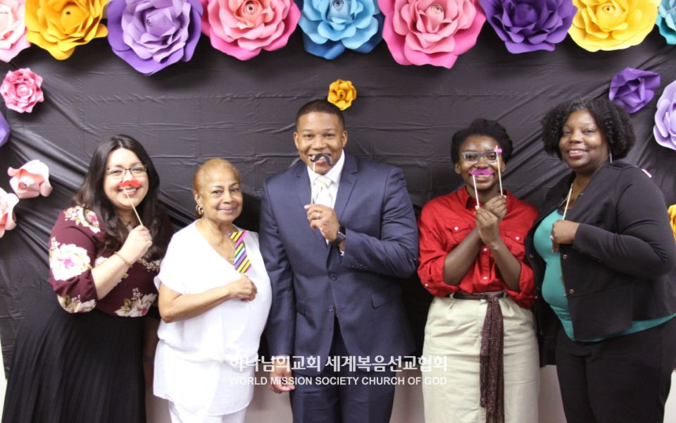 파일:미국 IL 시카고교회 가족감사의날.jpg