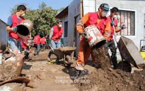 칠레 산티아고, 라플로리다 하나님의 교회-재난구호활동.jpg