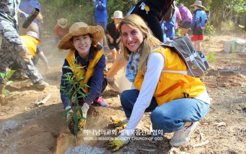호주 케언스 아더스트라이크파크 나무심기