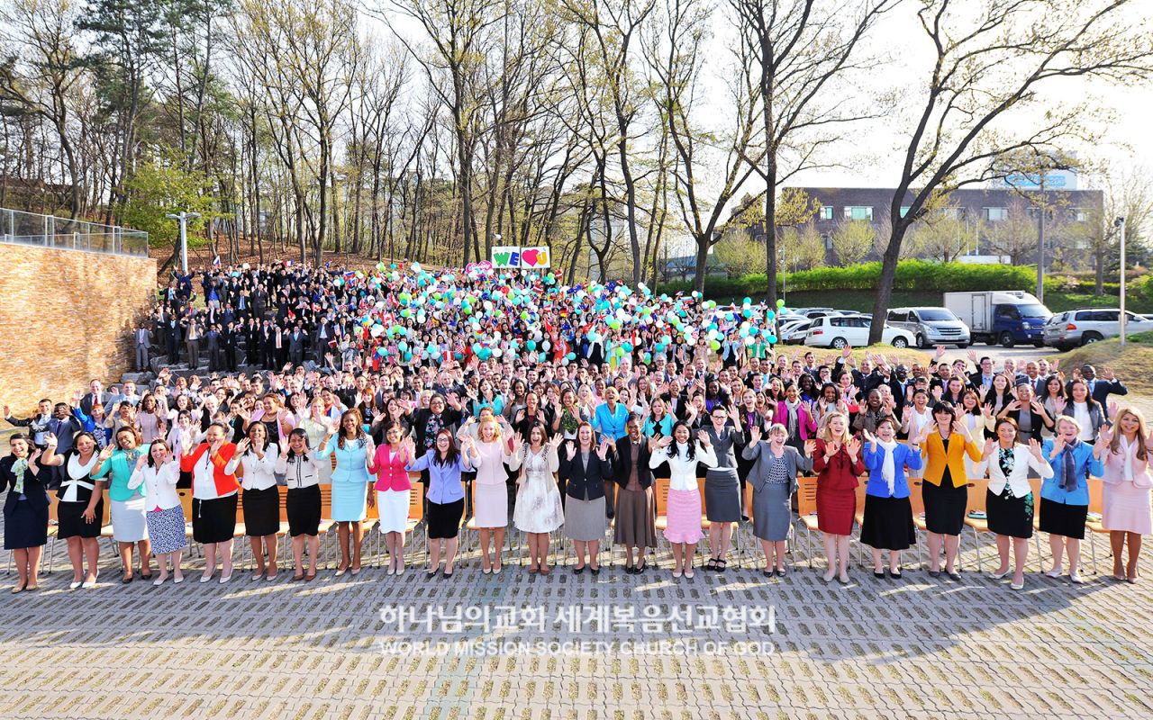 천안서북 하나님의 교회를 방문한 해외 성도들