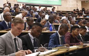 남아프리카공화국 케이프타운 하나님의 교회-성도 특강.jpg