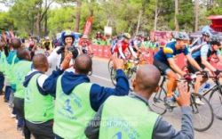 남아프리카공화국 케이프타운 하나님의 교회-사이클투어 서포터즈.jpg