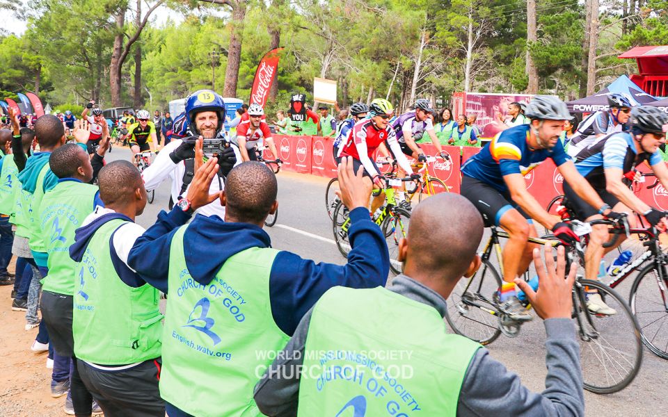 파일:남아프리카공화국 케이프타운 하나님의 교회-사이클투어 서포터즈.jpg